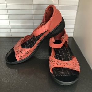 Revere Tuscany women’s leather sandals